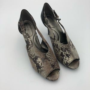 Bandolino Faux Snakeskin Peeptoe Pumps